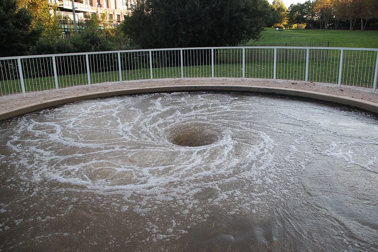 Descension by Anish Kapoor 2014