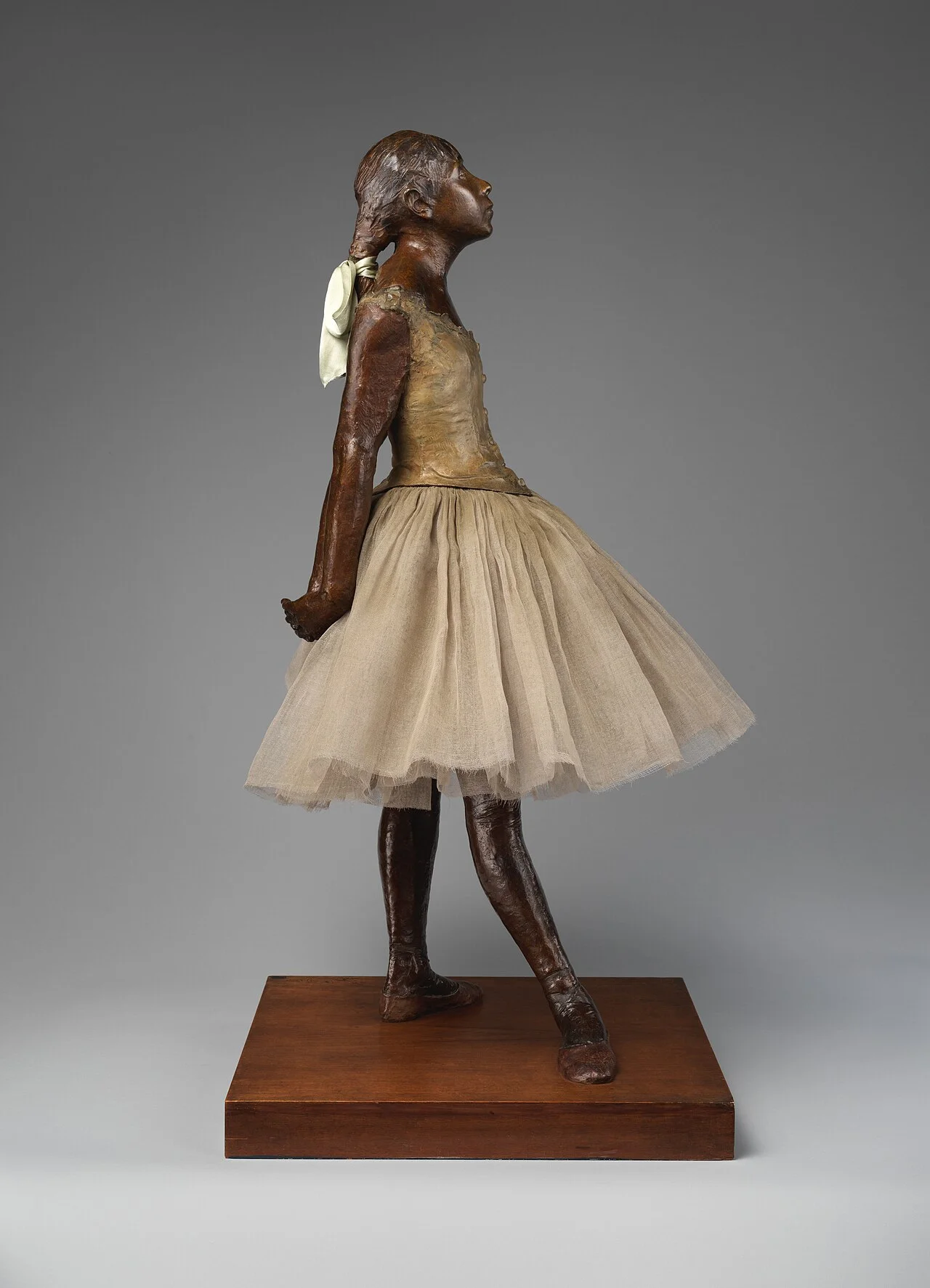 Pequeña bailarina de catorce años by Edgar Degas