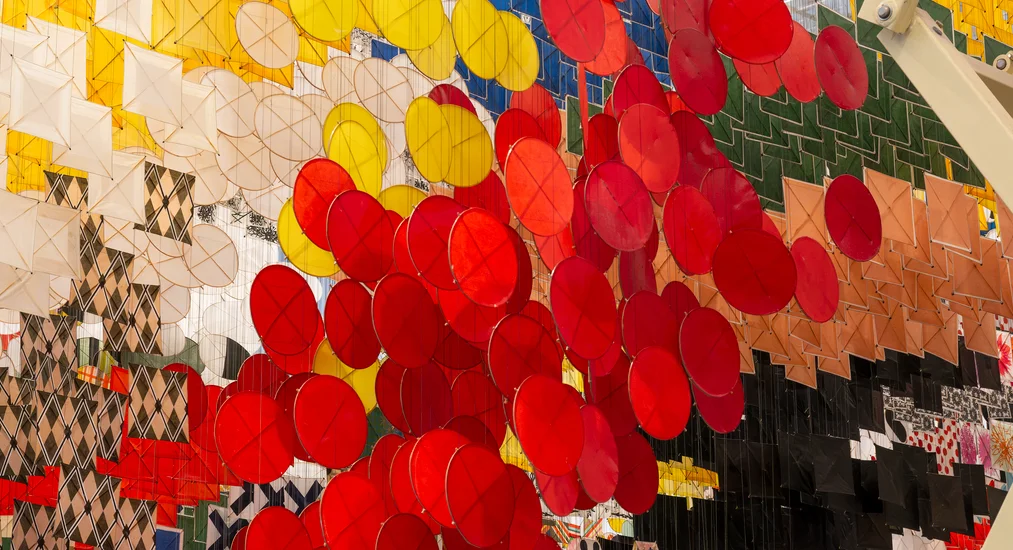 Jacob Hashimoto: Giant Arc